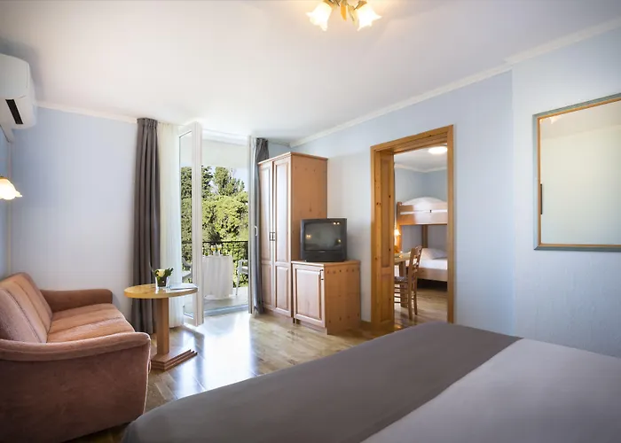 Maistra Select Island Katarina 3* 로비니