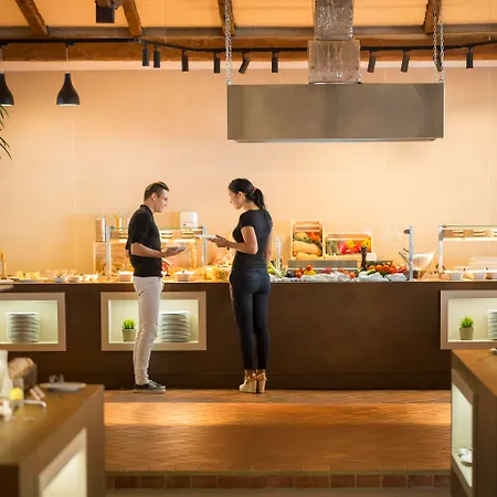 Maistra Select Island Katarina מלון רוביני