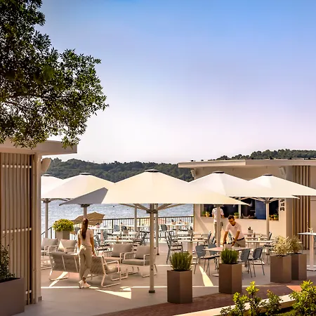 Maistra Select Island Katarina מלון 3*