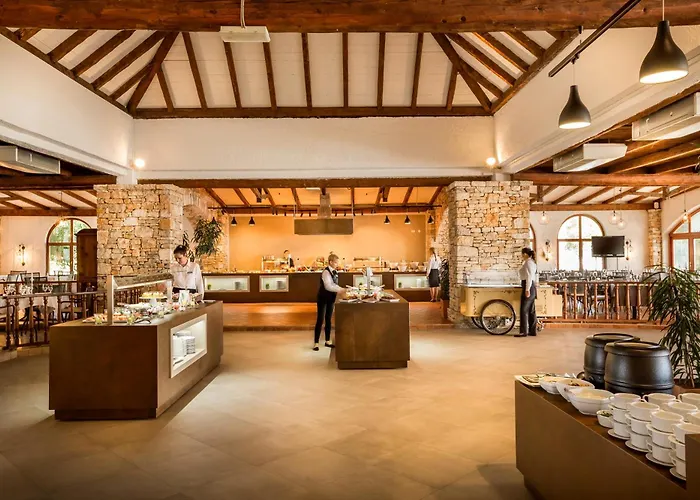 Maistra Select Island Katarina 酒店